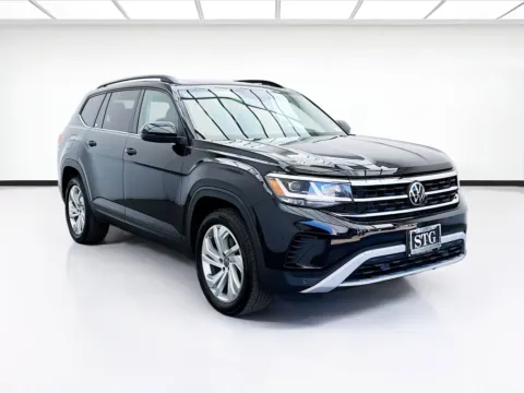 Another view of 2023 Volkswagen Atlas 3.6L V6 SE w/Technology for sale in Bellflower, CA at STG Bellflower