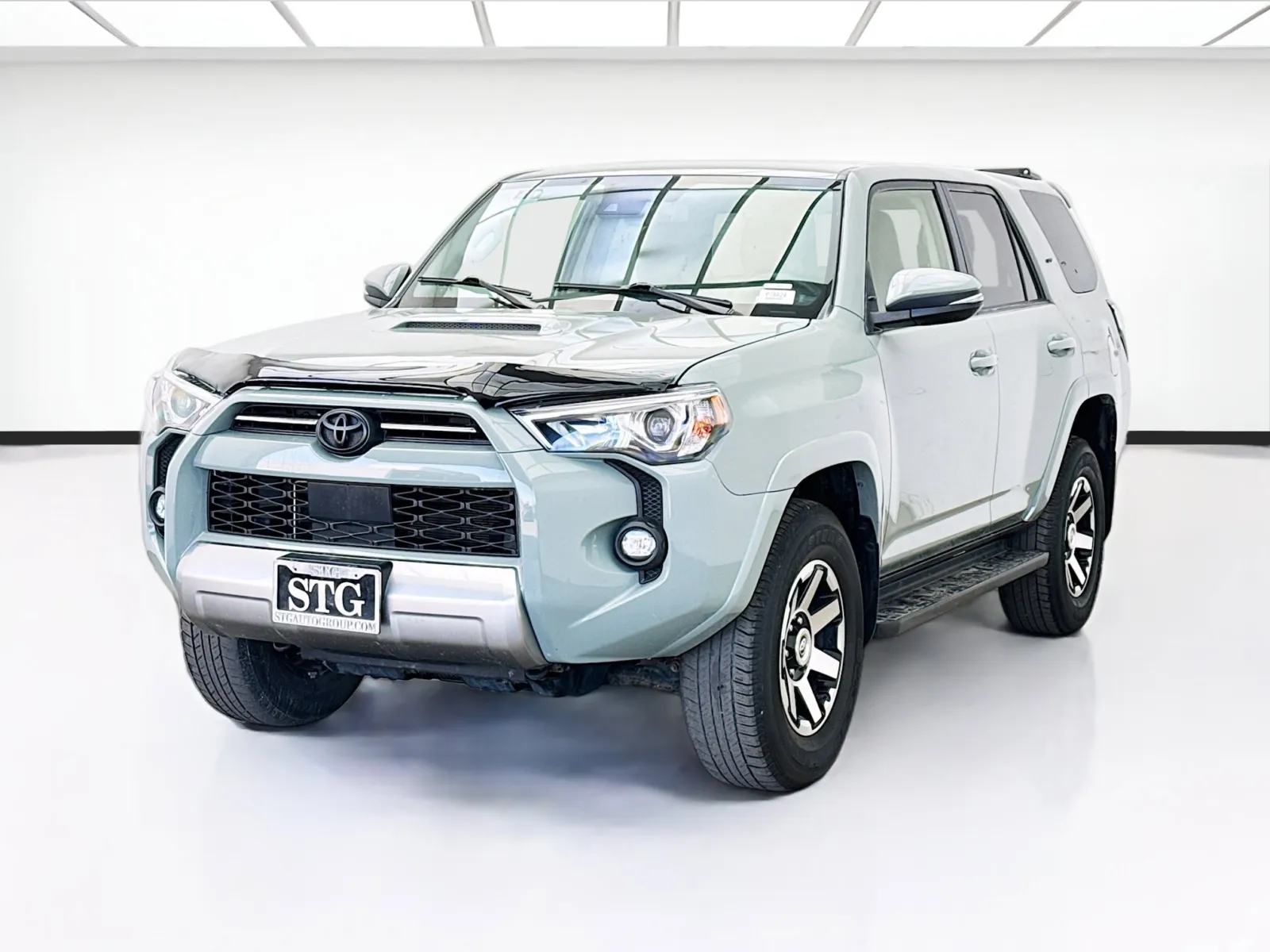 Gray 2023 Toyota 4Runner TRD Off-Road Premium for sale in Bellflower, CA
