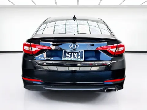 More photos of 2015 Hyundai Sonata SE at STG Bellflower, CA