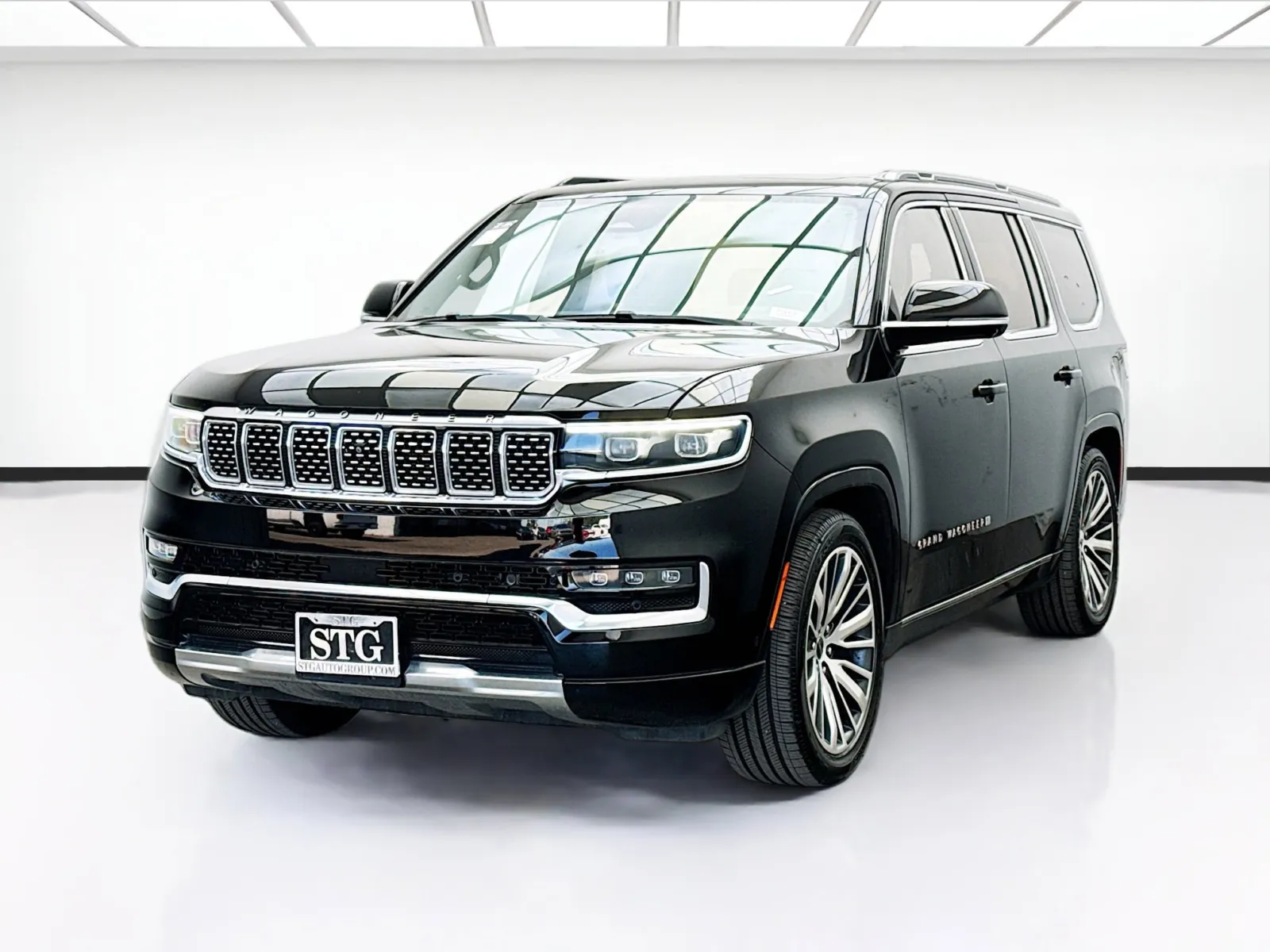 Black 2022 Jeep Grand Wagoneer Series III for sale in Bellflower, CA