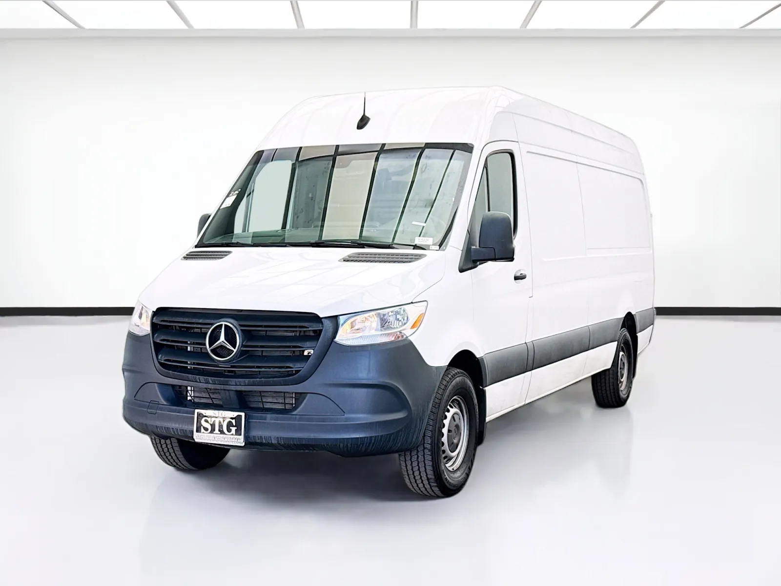 White 2023 Mercedes-Benz Sprinter Cargo Van Cargo 170 WB High Roof for sale in Bellflower, CA