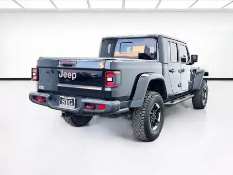 More photos of 2020 Jeep Gladiator Rubicon at STG Bellflower, CA