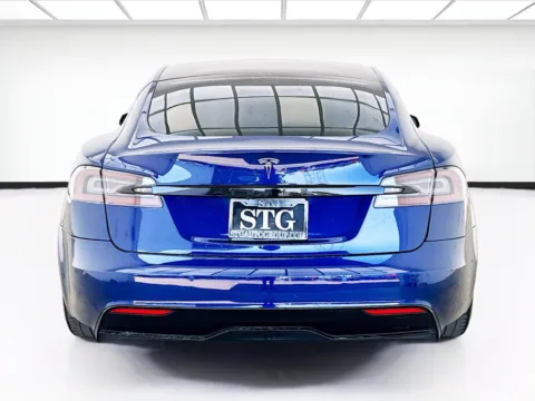 More photos of 2022 Tesla Model S at STG Bellflower, CA