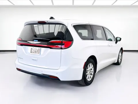 More photos of 2024 Chrysler Pacifica Touring L at STG Bellflower, CA