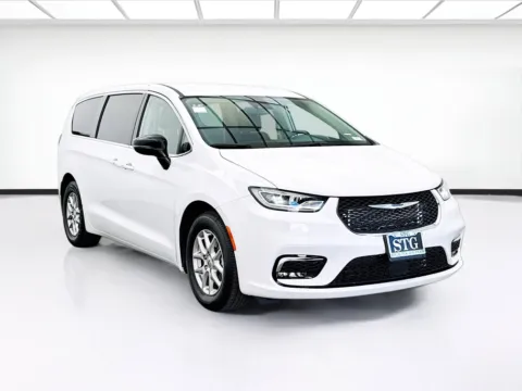 Another view of 2024 Chrysler Pacifica Touring L for sale in Bellflower, CA at STG Bellflower