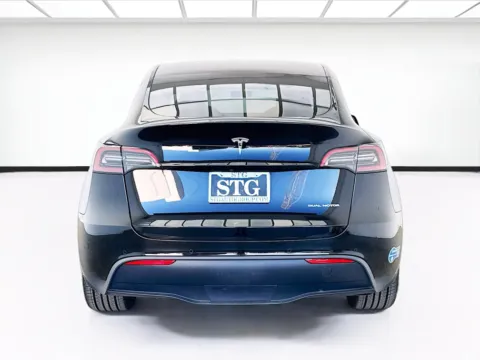 More photos of 2021 Tesla Model Y Long Range at STG Bellflower, CA