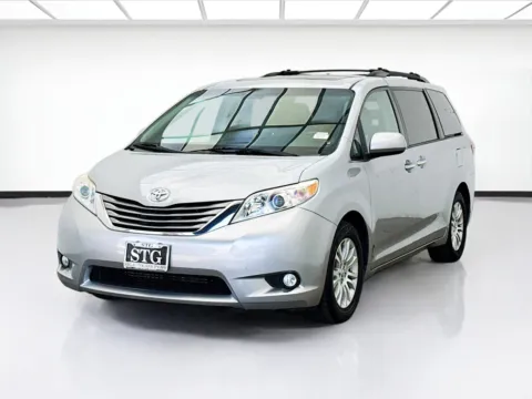 Silver 2017 Toyota Sienna XLE 7 Passenger for sale in Bellflower, CA