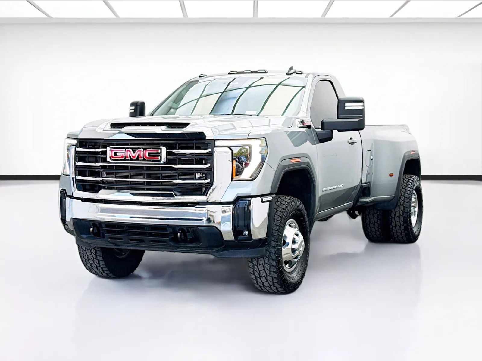 Gray 2024 GMC Sierra 3500HD SLE for sale in Bellflower, CA