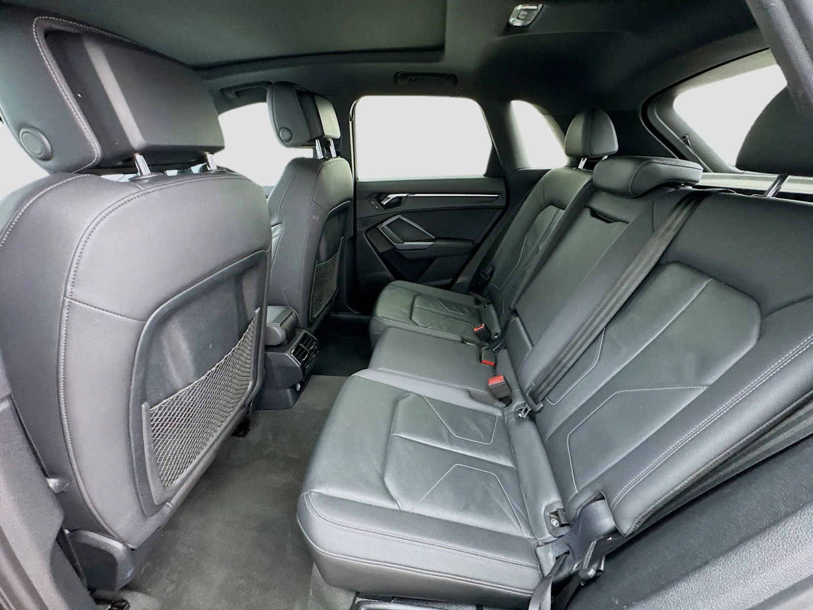Audi Q3 photo 15