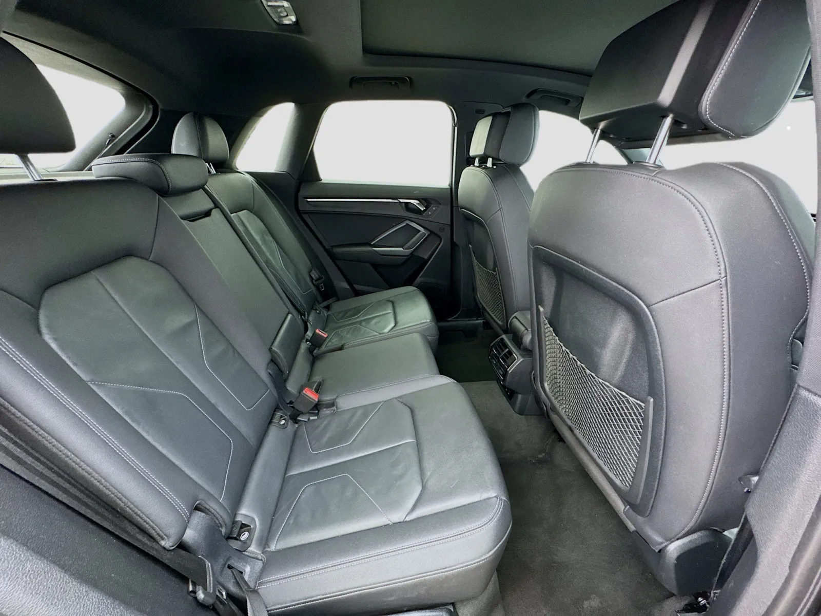 Audi Q3 photo 18