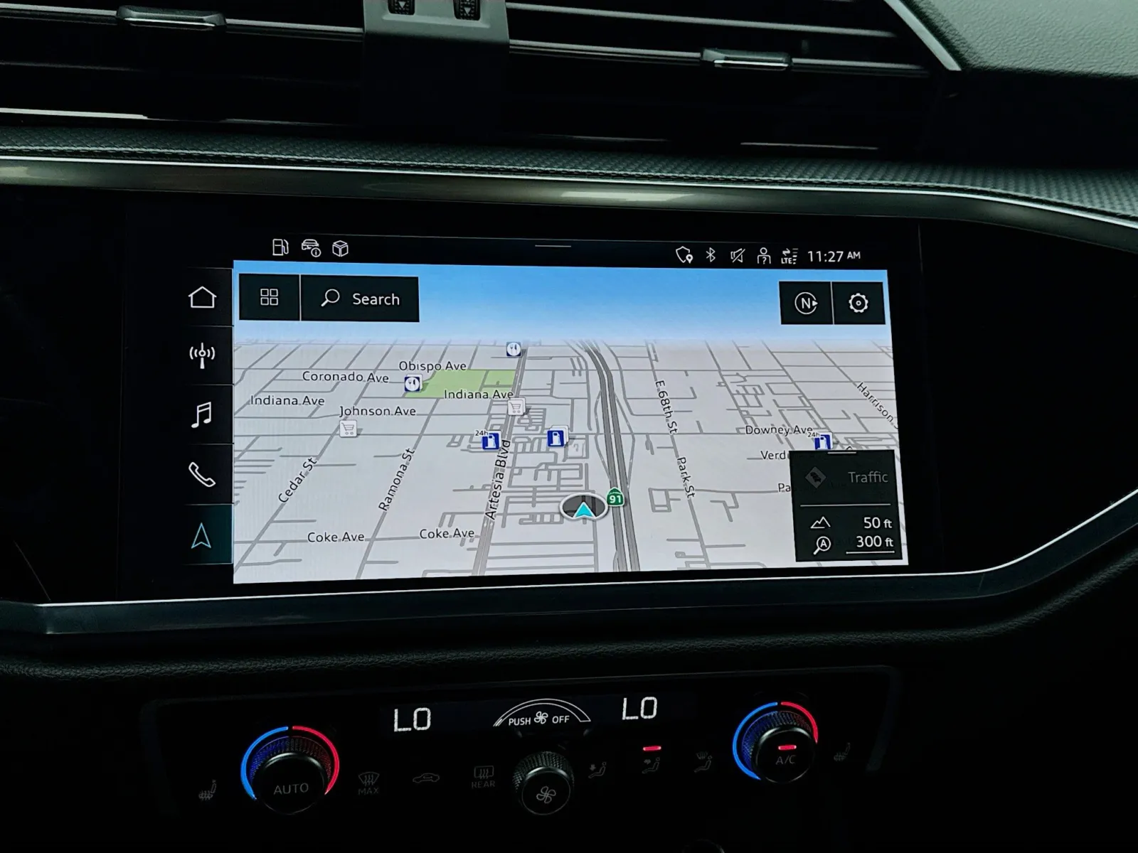 Audi Q3 photo 8