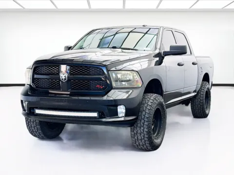 Black 2018 Ram 1500 Express for sale in Bellflower, CA