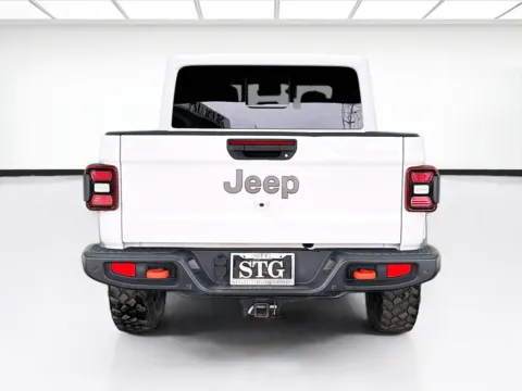 More photos of 2020 Jeep Gladiator Mojave at STG Bellflower, CA