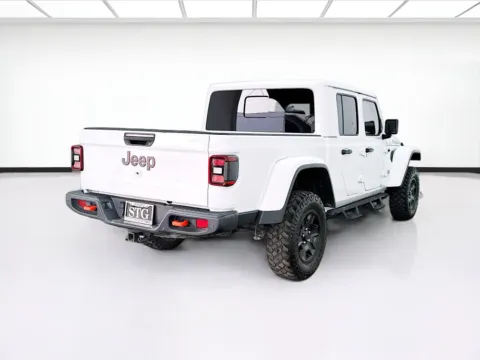More photos of 2020 Jeep Gladiator Mojave at STG Bellflower, CA