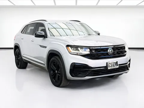 Another view of 2023 Volkswagen Atlas Cross Sport V6 SEL R-Line Black 4Motion for sale in Bellflower, CA at STG Bellflower