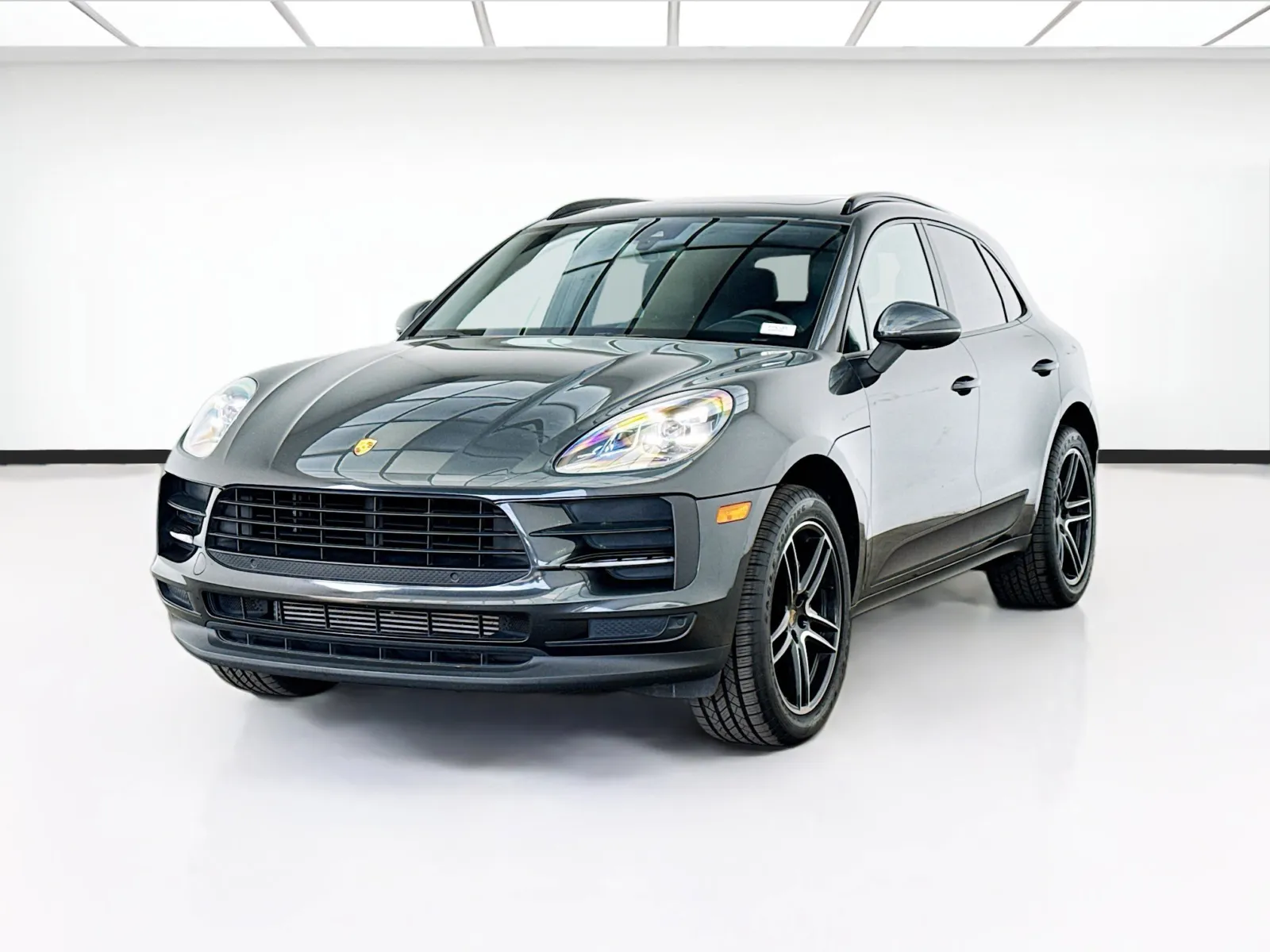 Gray 2021 Porsche Macan for sale in Bellflower, CA