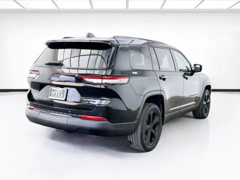 More photos of 2023 Jeep Grand Cherokee L Limited at STG Bellflower, CA