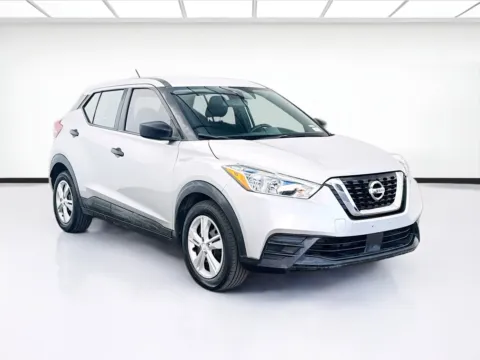 Another view of 2020 Nissan Kicks S for sale in Bellflower, CA at STG Bellflower