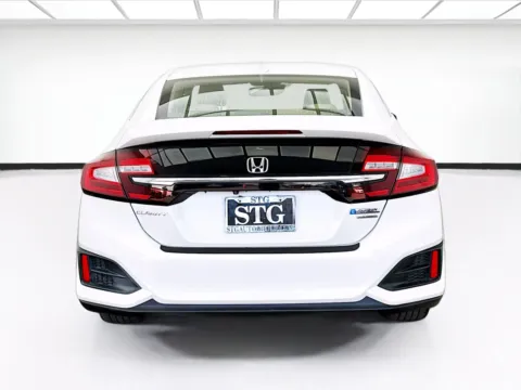 More photos of 2018 Honda Clarity Plug-In Hybrid Touring at STG Bellflower, CA