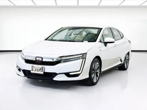 White 2018 Honda Clarity Plug-In Hybrid Touring for sale in Bellflower, CA