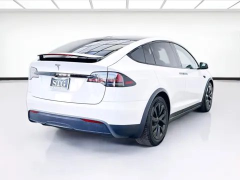 More photos of 2022 Tesla Model X at STG Bellflower, CA