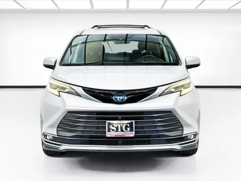 Photos of 2021 Toyota Sienna 7 Passenger for sale in Bellflower, CA at STG Bellflower