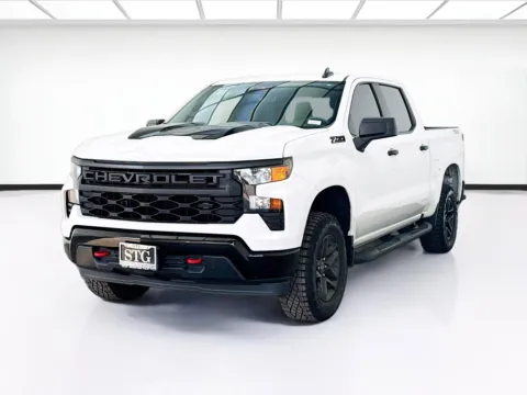 White 2024 Chevrolet Silverado 1500 Custom Trail Boss for sale in Bellflower, CA