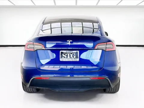 More photos of 2021 Tesla Model Y Long Range at STG Bellflower, CA