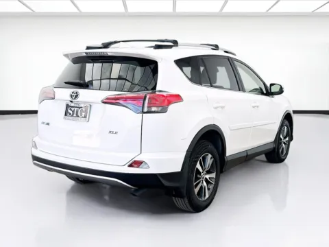 More photos of 2018 Toyota RAV4 at STG Bellflower, CA