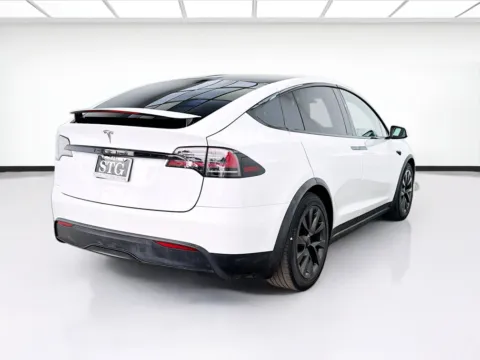 More photos of 2022 Tesla Model X at STG Bellflower, CA
