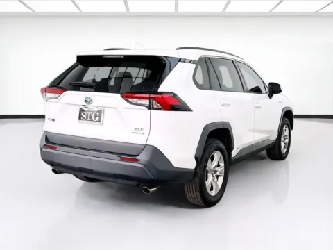 More photos of 2021 Toyota RAV4 XLE at STG Bellflower, CA