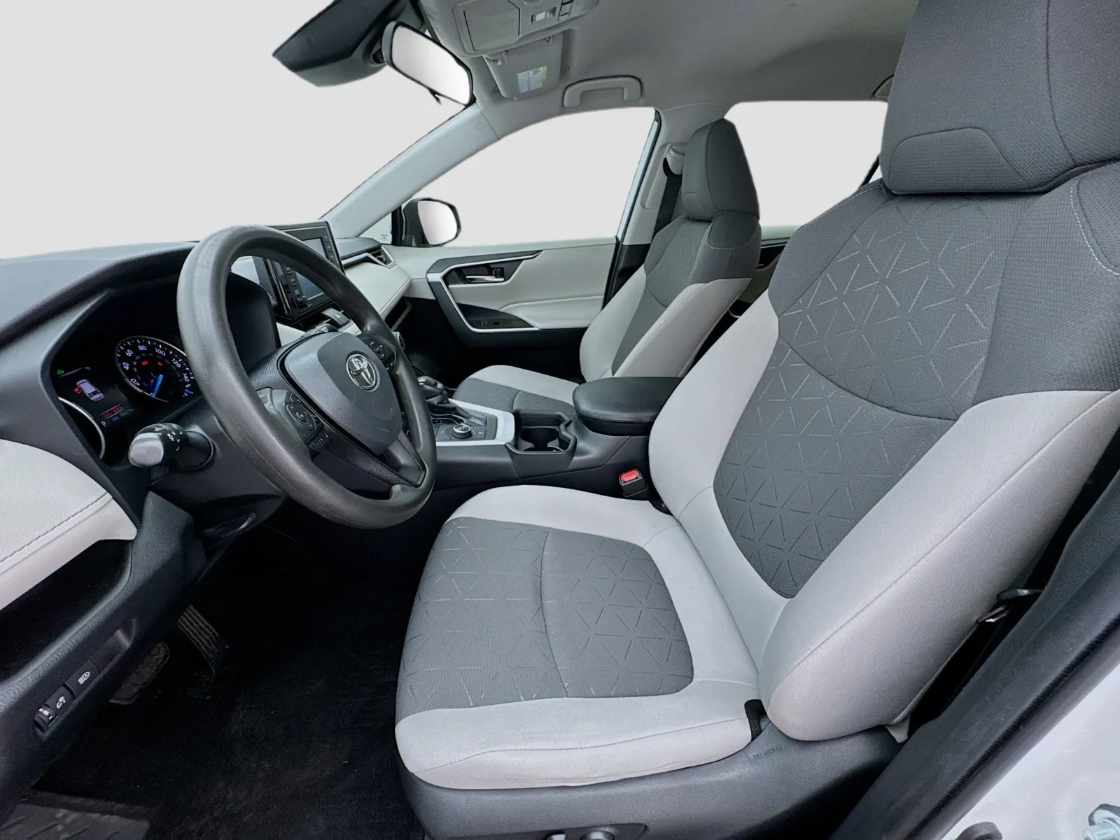 Toyota RAV4 photo 13