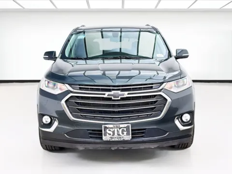 Photos of 2018 Chevrolet Traverse LT Cloth w/1LT for sale in Bellflower, CA at STG Bellflower