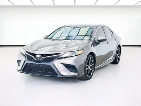 Gray 2020 Toyota Camry SE for sale in Bellflower, CA