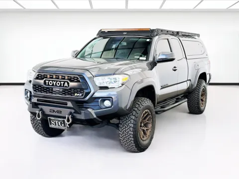 Gray 2020 Toyota Tacoma SR5 V6 for sale in Bellflower, CA