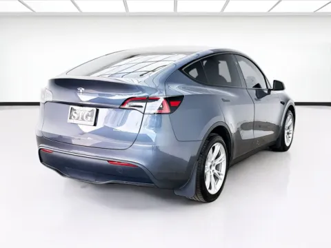 More photos of 2024 Tesla Model Y Long Range at STG Bellflower, CA