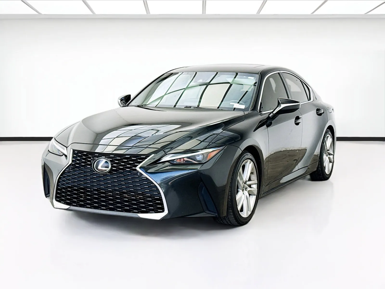 2021 Lexus IS