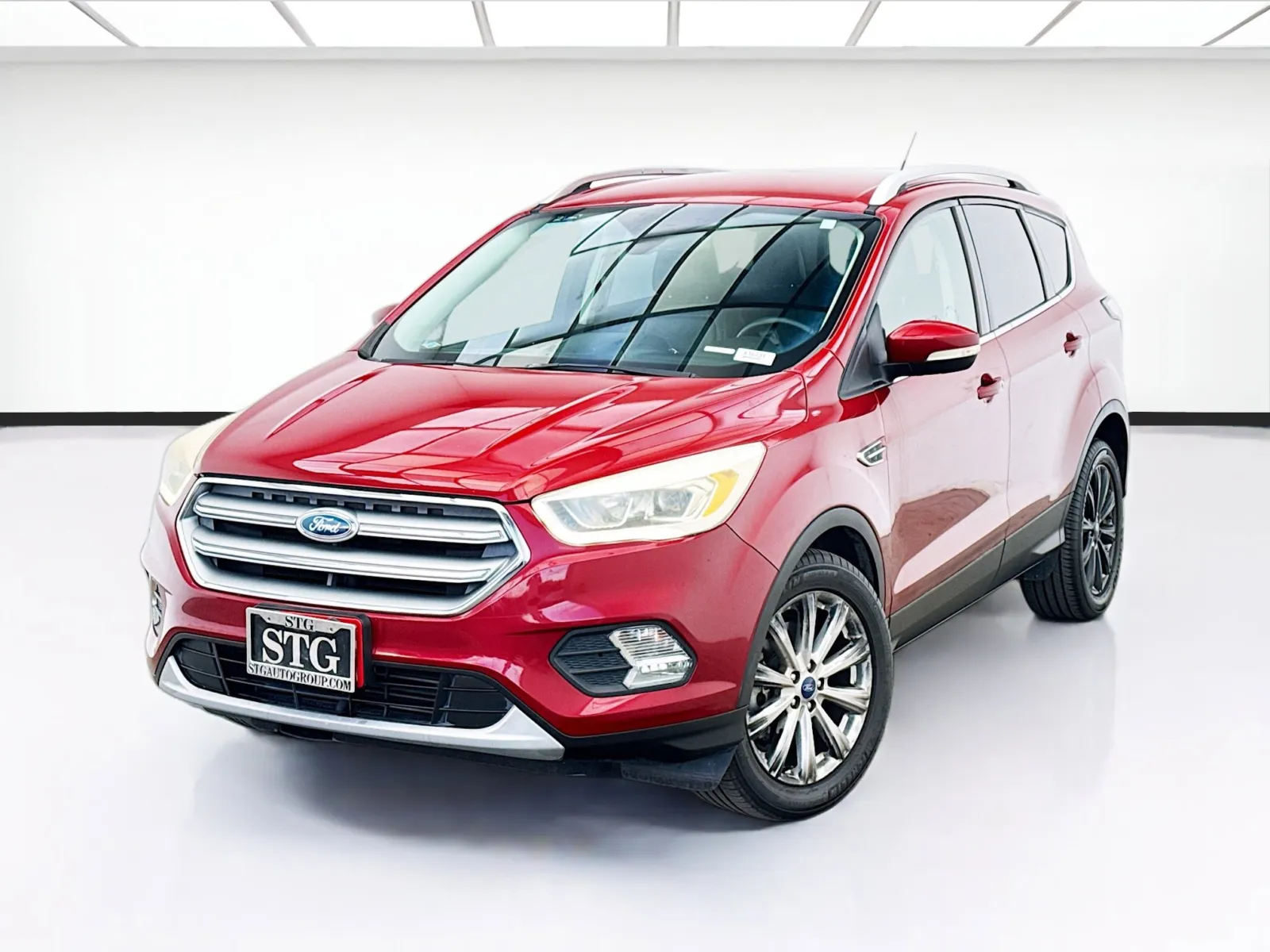2017 Ford Escape Titanium's photo