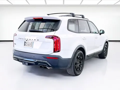 More photos of 2022 Kia Telluride SX at STG Bellflower, CA