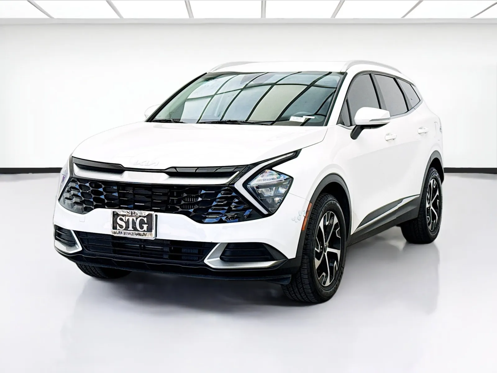 White 2023 Kia Sportage Hybrid EX for sale in Bellflower, CA