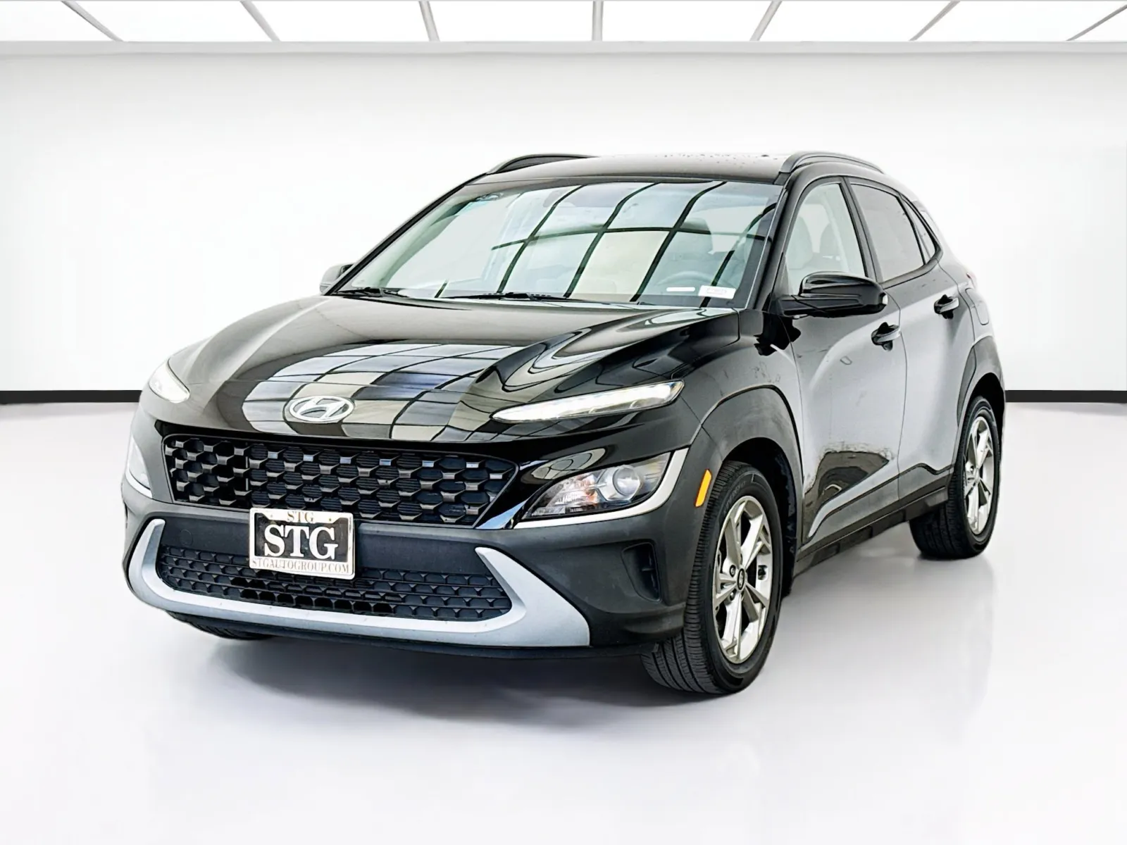 Black 2023 Hyundai Kona SEL for sale in Bellflower, CA