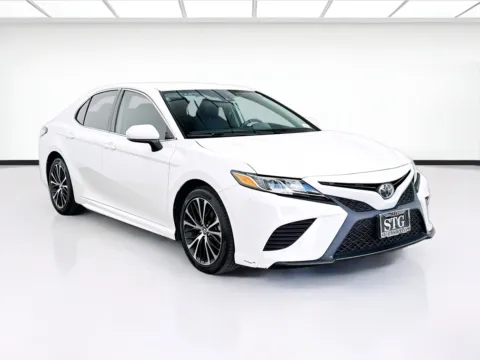 Another view of 2019 Toyota Camry SE for sale in Bellflower, CA at STG Bellflower