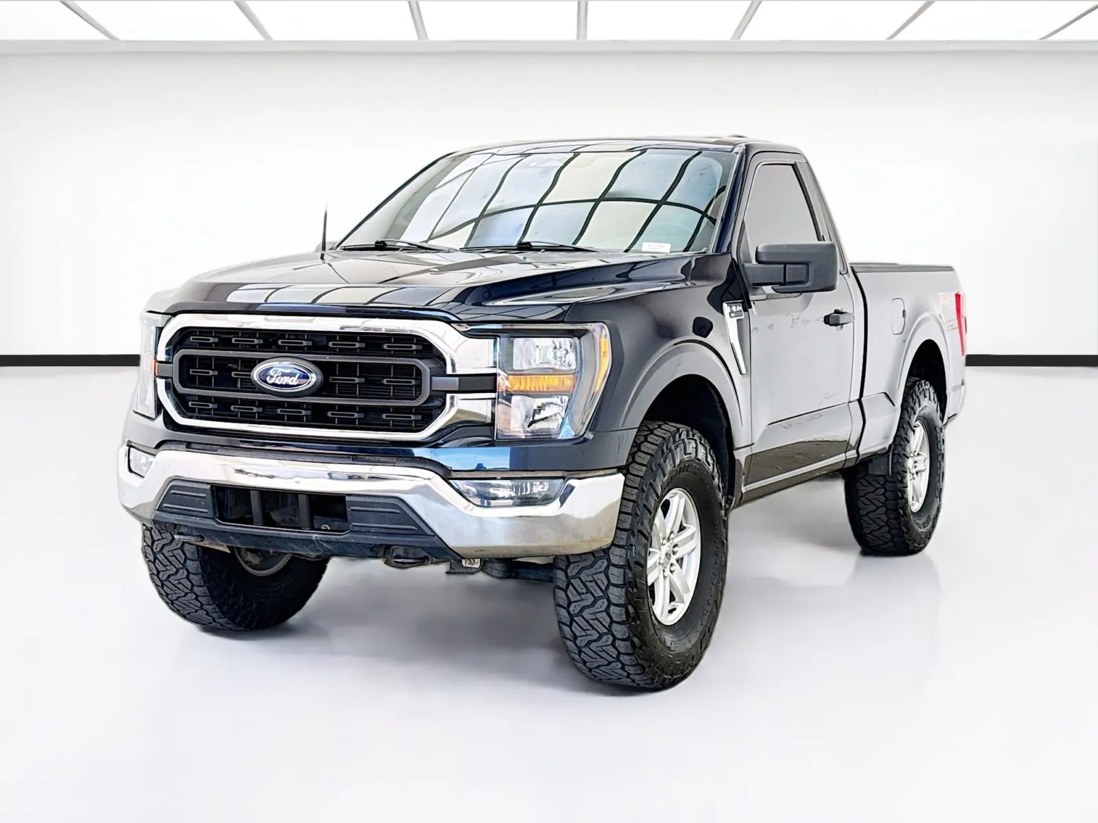 Blue 2023 Ford F-150 XLT w/FX4 Off-Road Package for sale in Bellflower, CA