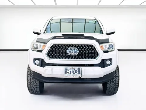 Photos of 2018 Toyota Tacoma TRD Sport V6 for sale in Bellflower, CA at STG Bellflower