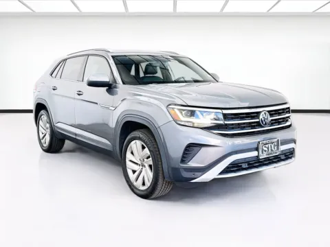 Another view of 2020 Volkswagen Atlas Cross Sport 2.0T SE w/Technology for sale in Bellflower, CA at STG Bellflower