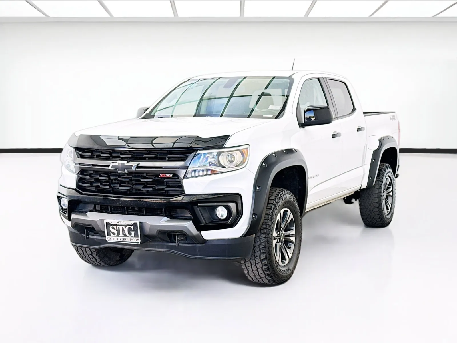 White 2021 Chevrolet Colorado Z71 for sale in Bellflower, CA