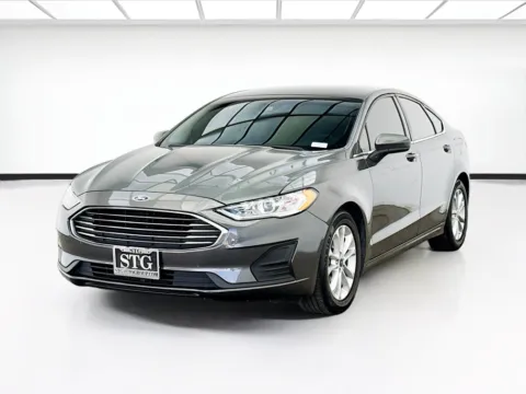 Gray 2020 Ford Fusion Hybrid SE for sale in Bellflower, CA