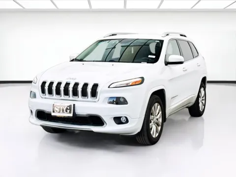 White 2017 Jeep Cherokee Overland for sale in Bellflower, CA