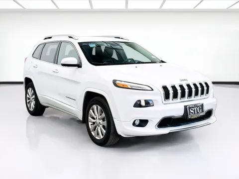 Another view of 2017 Jeep Cherokee Overland for sale in Bellflower, CA at STG Bellflower