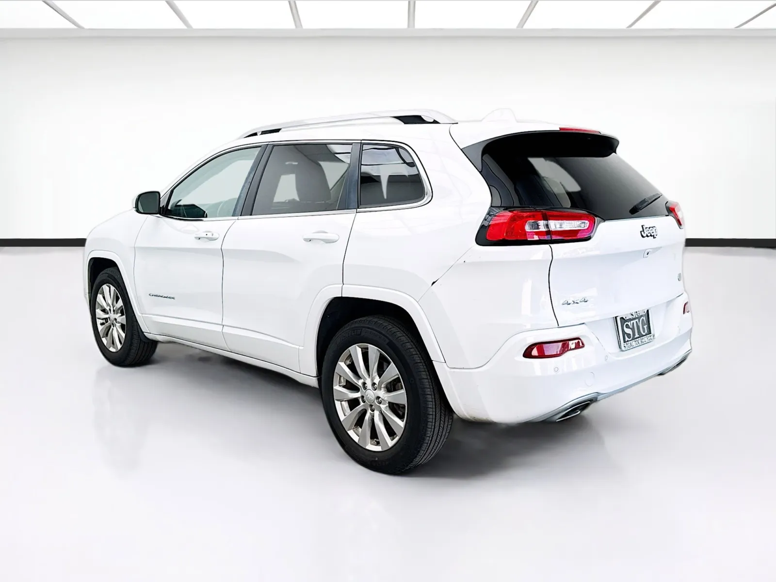 Jeep Cherokee photo 6